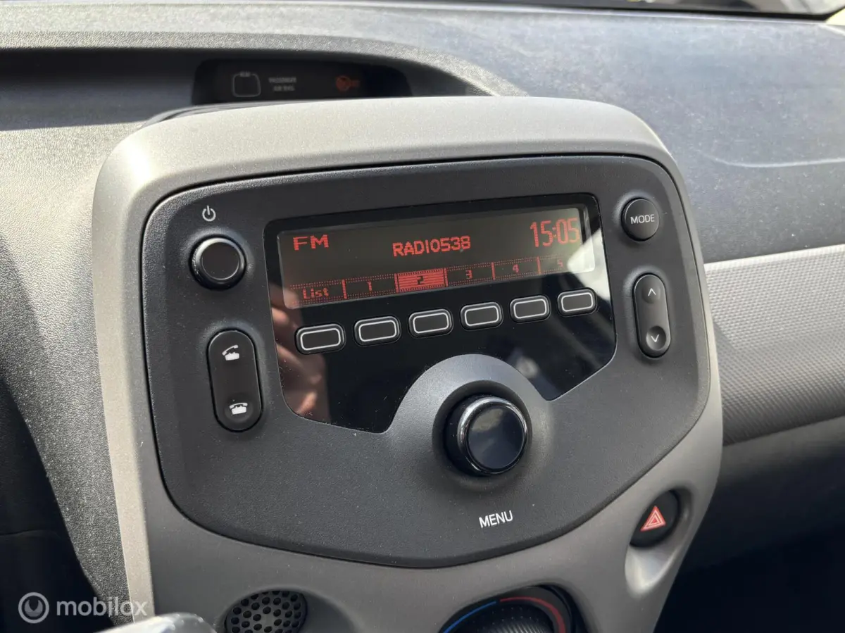 1.0 e-VTi Active | Airco | Bluetooth | Privacy glas |