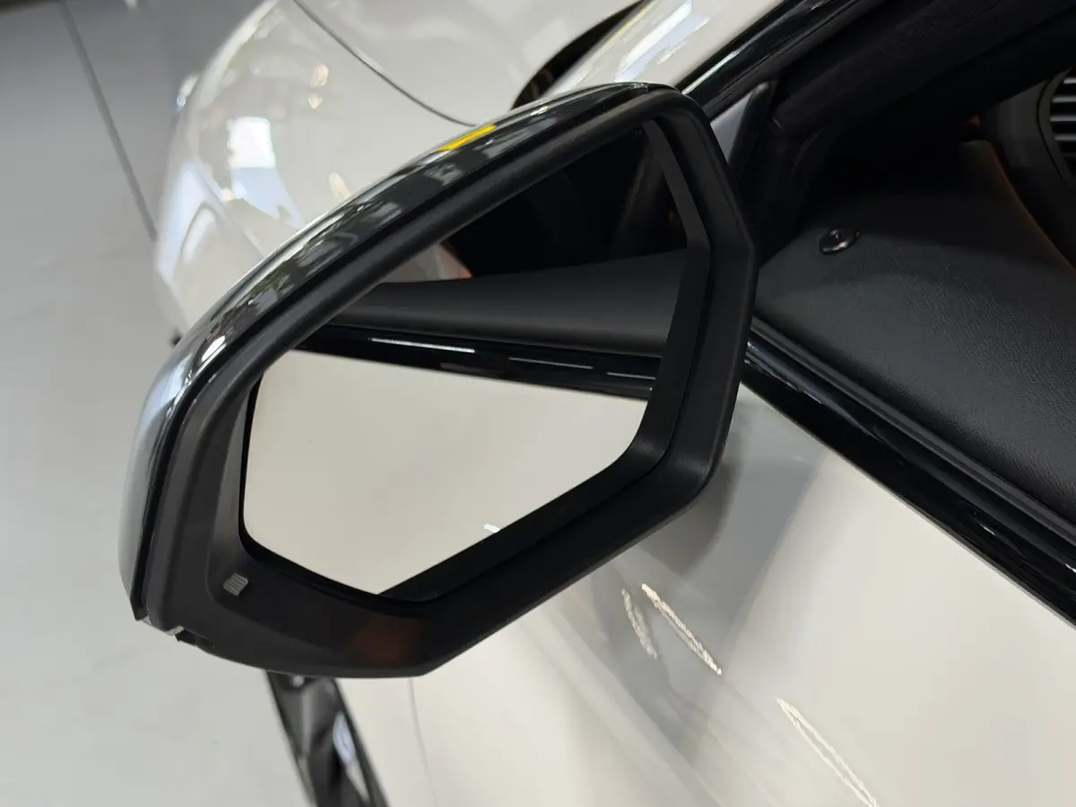 1.4 e-Hybrid Sport SOH 99.5%|Garantie|CarPlay|ACC|KeylessGO&Entry|Autopilot|Kruipstoelen|Stoel&Stuurvw|Rijklaar