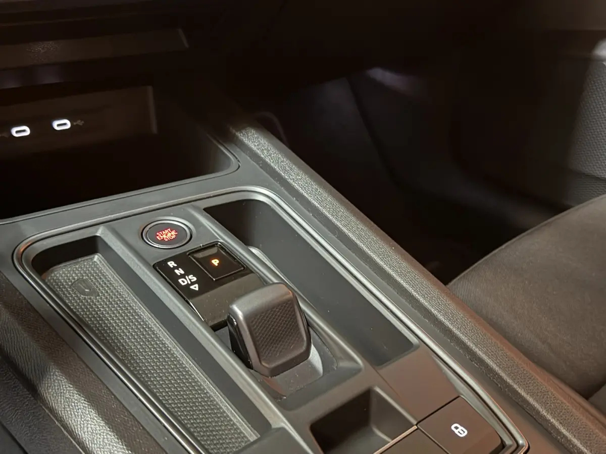 1.4 e-Hybrid Sport SOH 99.5%|Garantie|CarPlay|ACC|KeylessGO&Entry|Autopilot|Kruipstoelen|Stoel&Stuurvw|Rijklaar