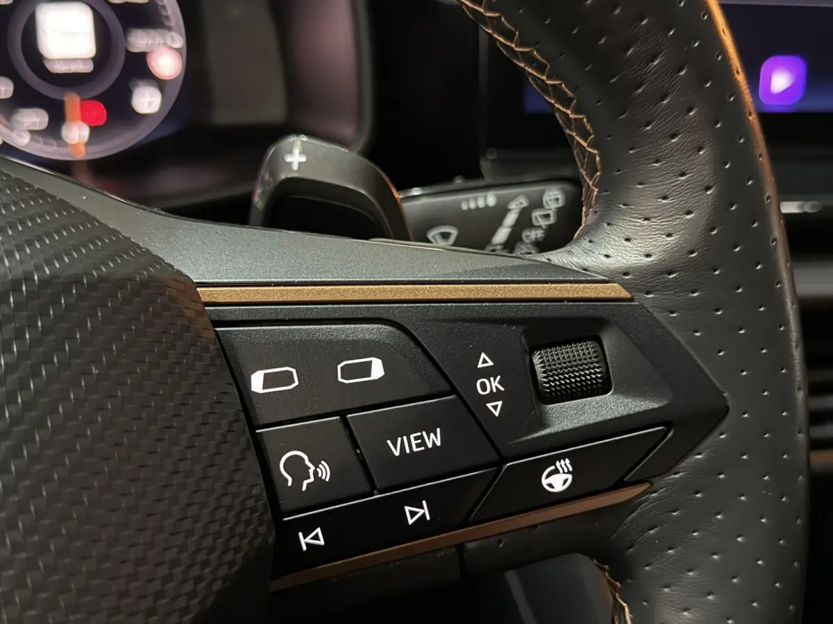 1.4 e-Hybrid Sport SOH 99.5%|Garantie|CarPlay|ACC|KeylessGO&Entry|Autopilot|Kruipstoelen|Stoel&Stuurvw|Rijklaar