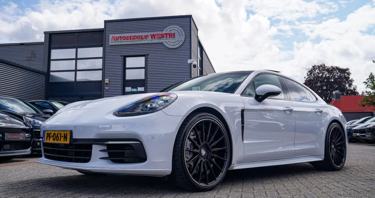 2.9 4 E-Hybrid | Sport Chrono | Panorama | Sport uitlaat | Stoelverkoeling| Memory | Luchtvering