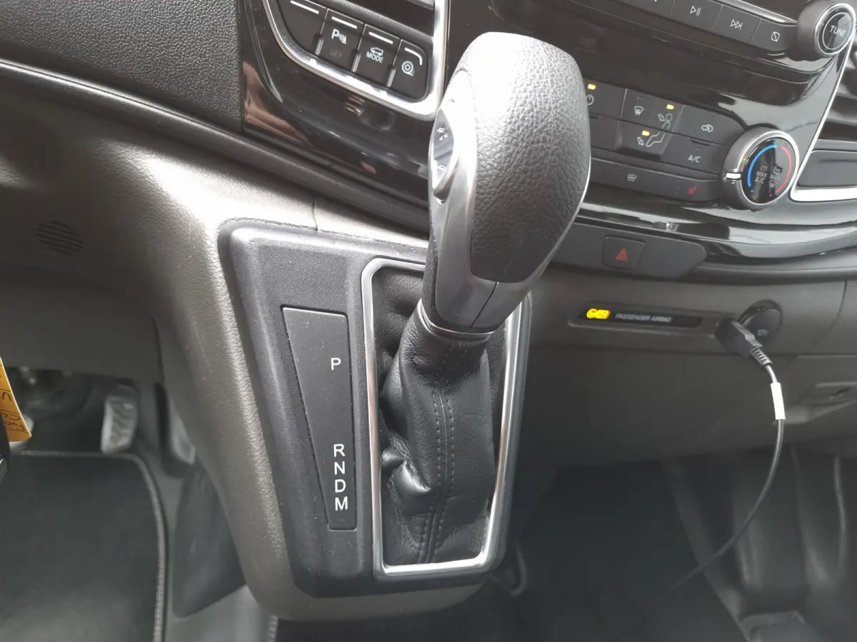 2.0 TDCI L2H1 DC 6-zits Airco 170pk