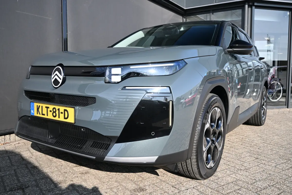 1.6 Plug-In Hybrid 195 Business DEMO-DEAL! Tot 8 Jaar Garantie! | Pack Techno | 7,4kW Lader | 360 Camera | Adaptive Cruise | Elektr. Achterklep | Dodehoek-Detectie | !!