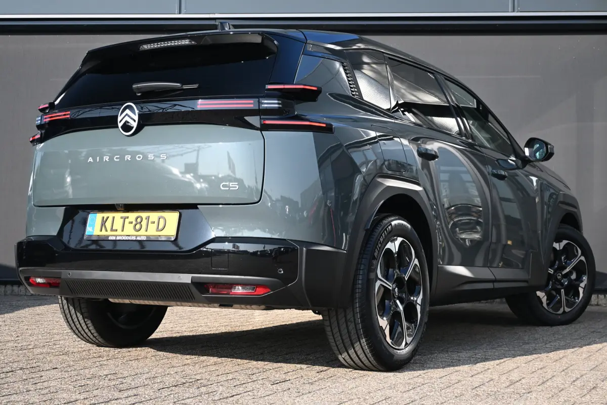 1.6 Plug-In Hybrid 195 Business DEMO-DEAL! Tot 8 Jaar Garantie! | Pack Techno | 7,4kW Lader | 360 Camera | Adaptive Cruise | Elektr. Achterklep | Dodehoek-Detectie | !!