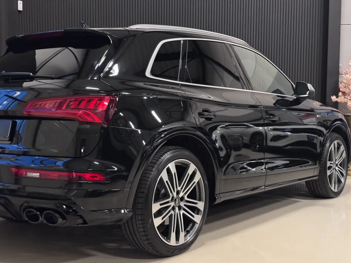 3.0 TFSI SQ5 quattro PANO| B&O | SFEERVERL. | TREKHAAK | HUD