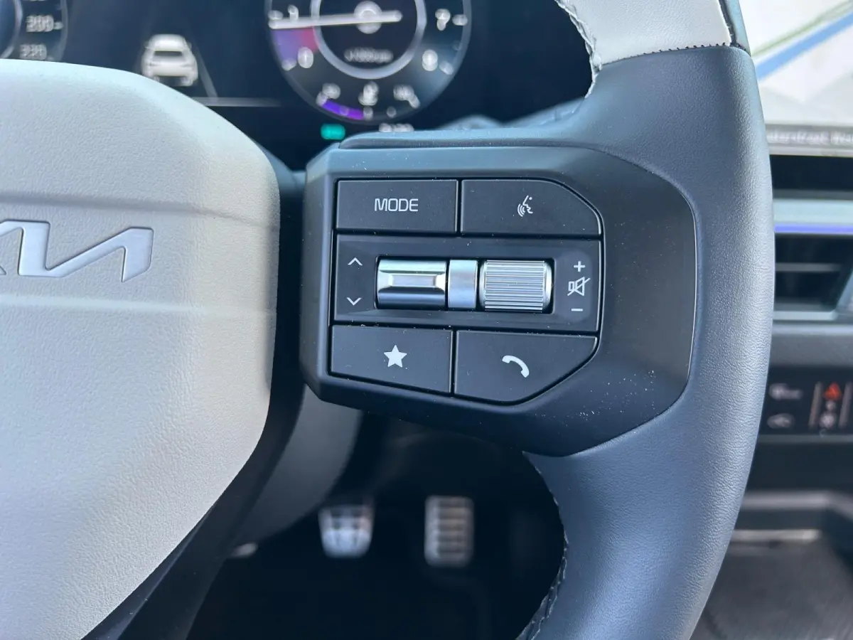 1.0 T-GDi MHEV GT-Line | Nieuw Model | Schuif Kanteldak | 17inch LMV | GT Interieur | Privacy Glass | Digitaal dashboard | LED Koplampen | Direct Leverbaar |