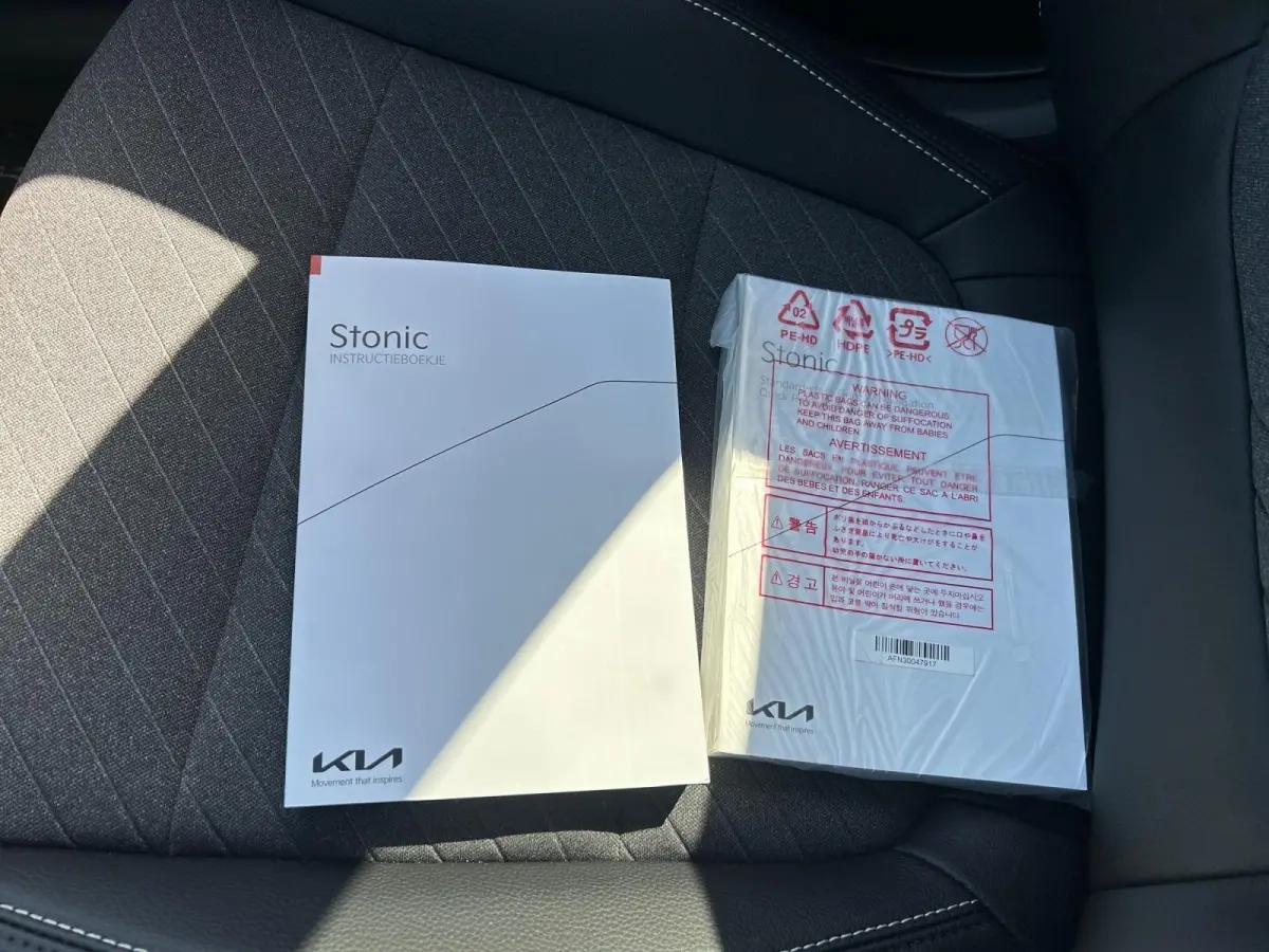 1.0 T-GDi MHEV GT-Line | Nieuw Model | Schuif Kanteldak | 17inch LMV | GT Interieur | Privacy Glass | Digitaal dashboard | LED Koplampen | Direct Leverbaar |