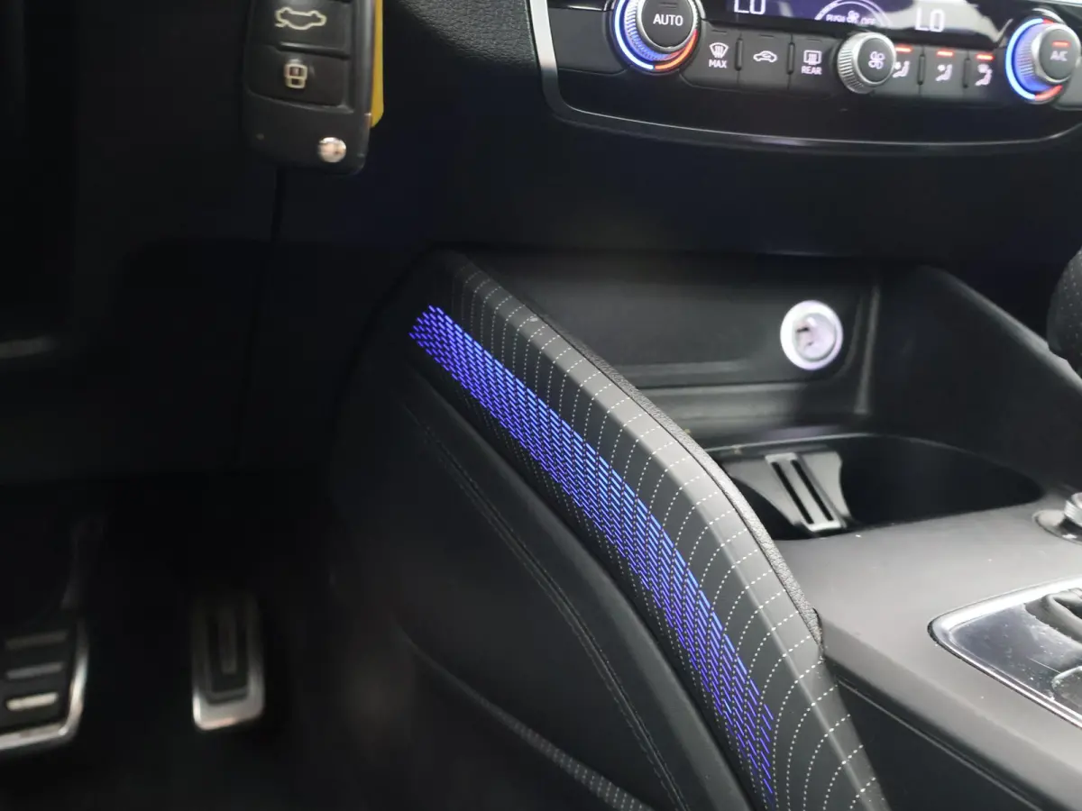 1.0 TFSI S-TRONIC AUT. S-LINE #LIMITED + LED | ADAPTIVE CRUISE | AFN. TREKHAAK | CAMERA | SFEERVERL.