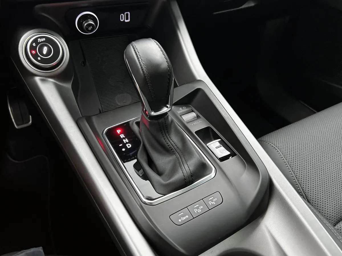 280pk PHEV Veloce | 1ste eigenaar | Glazen dak | Dodehoekdetectie | LEER | Camera | AUTOMAAT
