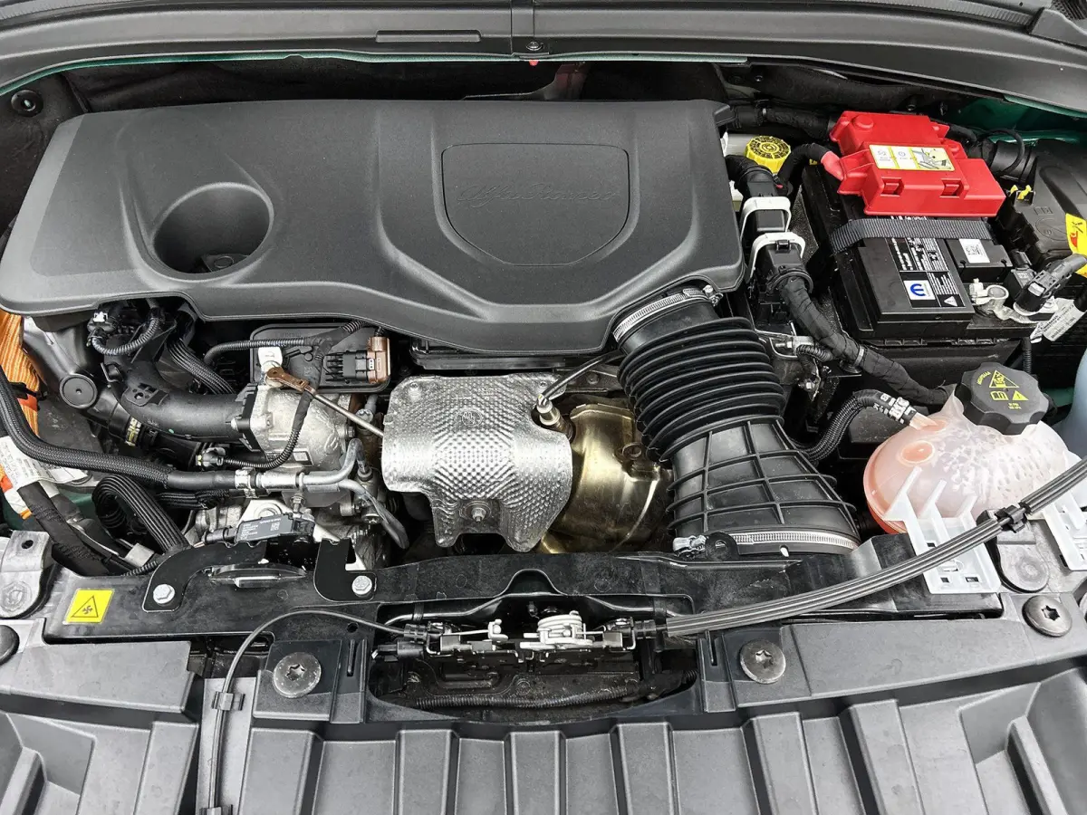 280pk PHEV Veloce | 1ste eigenaar | Glazen dak | Dodehoekdetectie | LEER | Camera | AUTOMAAT