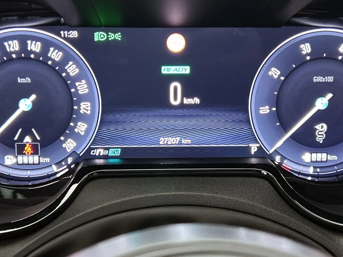 280pk PHEV Veloce | 1ste eigenaar | Glazen dak | Dodehoekdetectie | LEER | Camera | AUTOMAAT