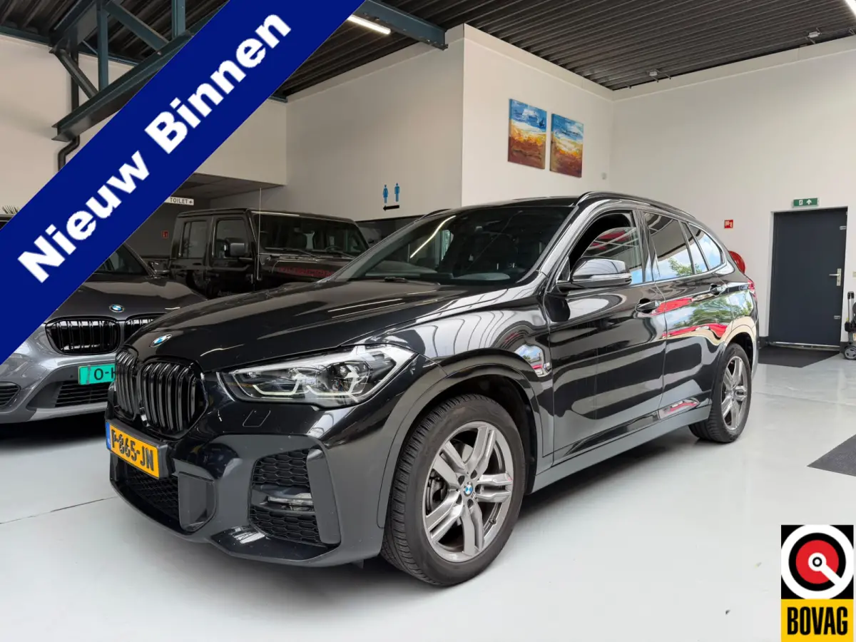 sDrive18i Executive M Sport Navi Plus Head-Up Display 18 Inch LED