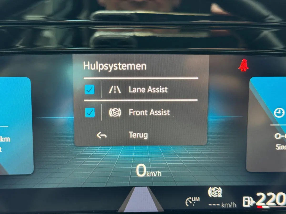 1.0 TSI Life Business / ACC / Lane assist / Keyless Go / IQ-Drive .