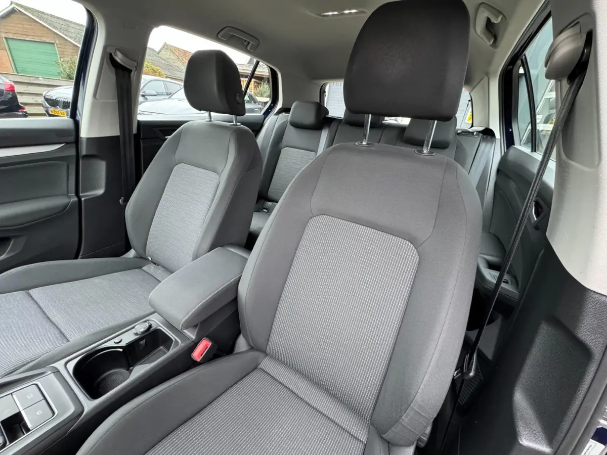 1.0 TSI Life Business / ACC / Lane assist / Keyless Go / IQ-Drive .