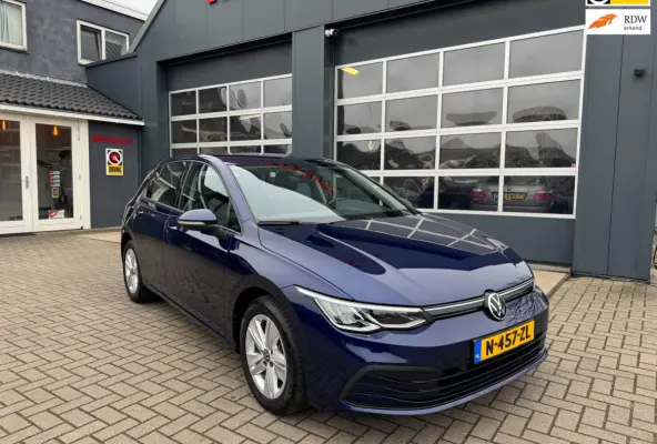 1.0 TSI Life Business / ACC / Lane assist / Keyless Go / IQ-Drive .