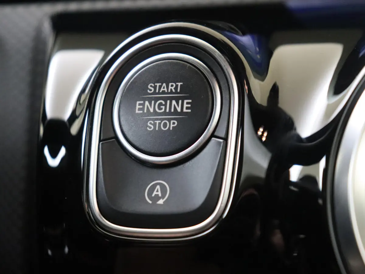 200 AMG Line /Panoramadak /Memory / HUD /360 Camera /Rijassistentiepakket