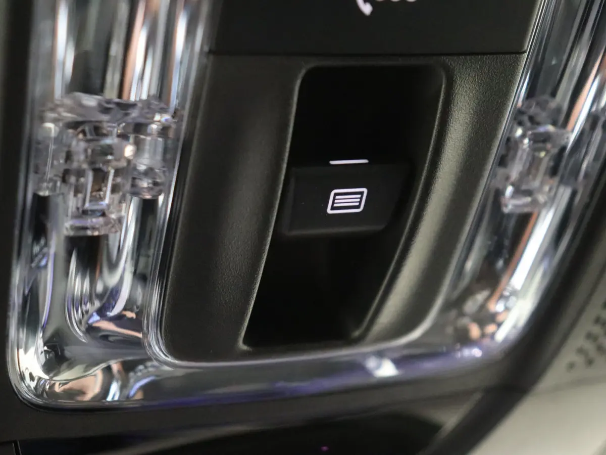 200 AMG Line /Panoramadak /Memory / HUD /360 Camera /Rijassistentiepakket