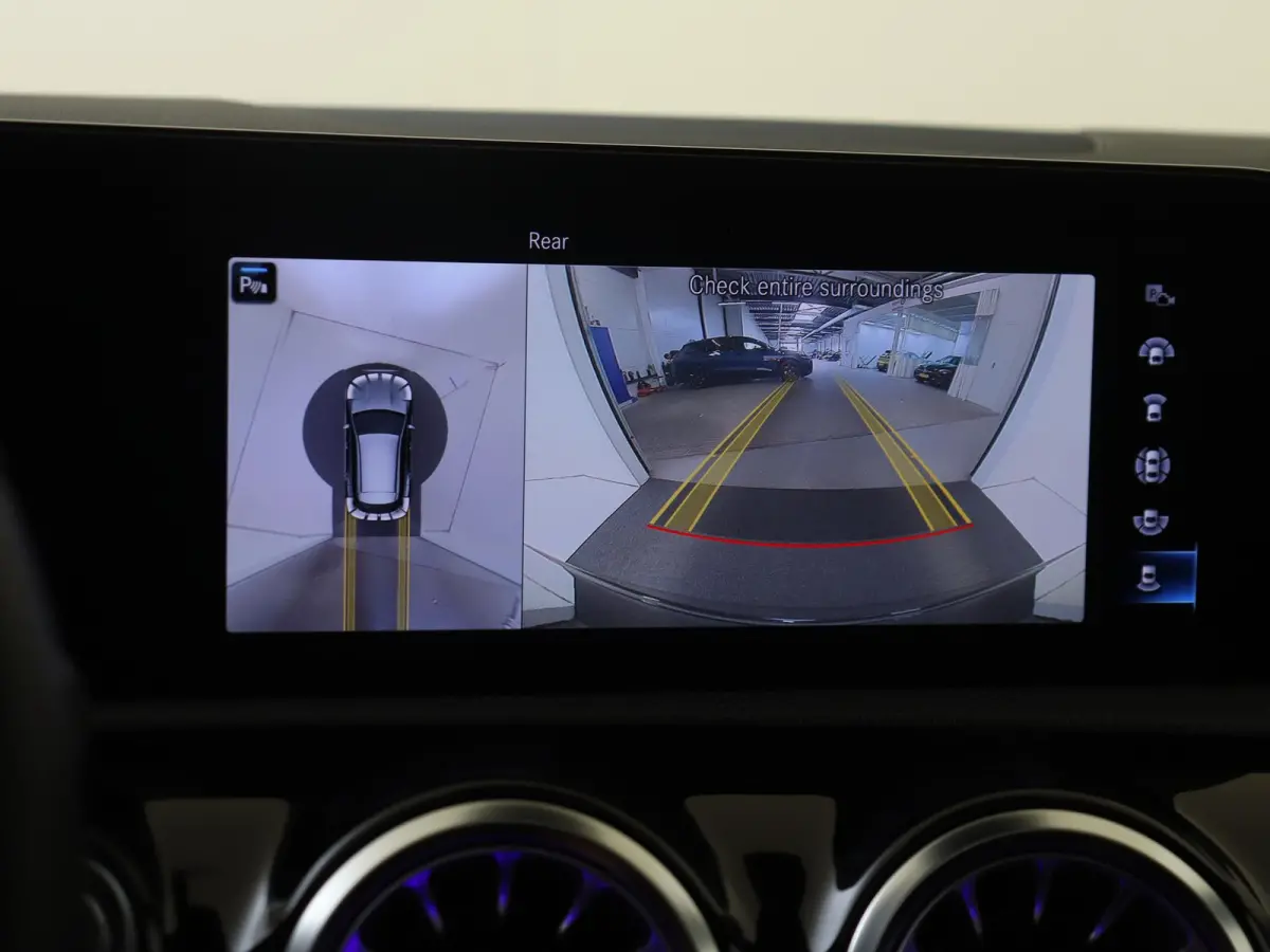 200 AMG Line /Panoramadak /Memory / HUD /360 Camera /Rijassistentiepakket