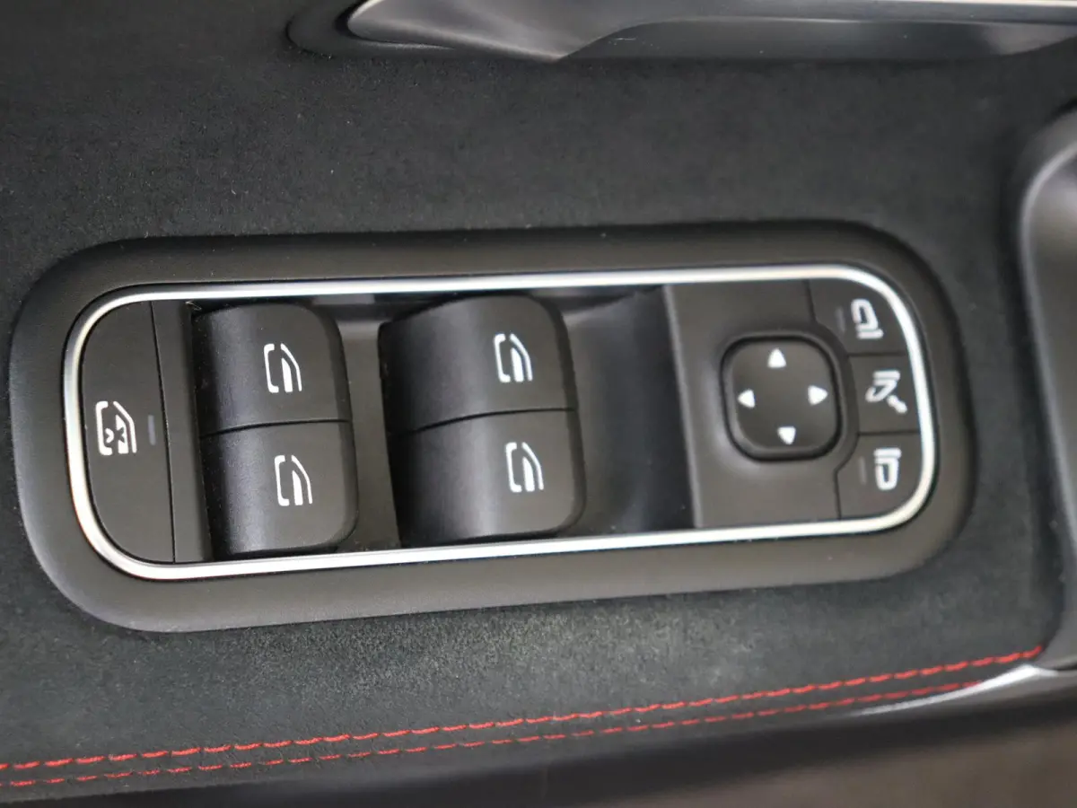 200 AMG Line /Panoramadak /Memory / HUD /360 Camera /Rijassistentiepakket