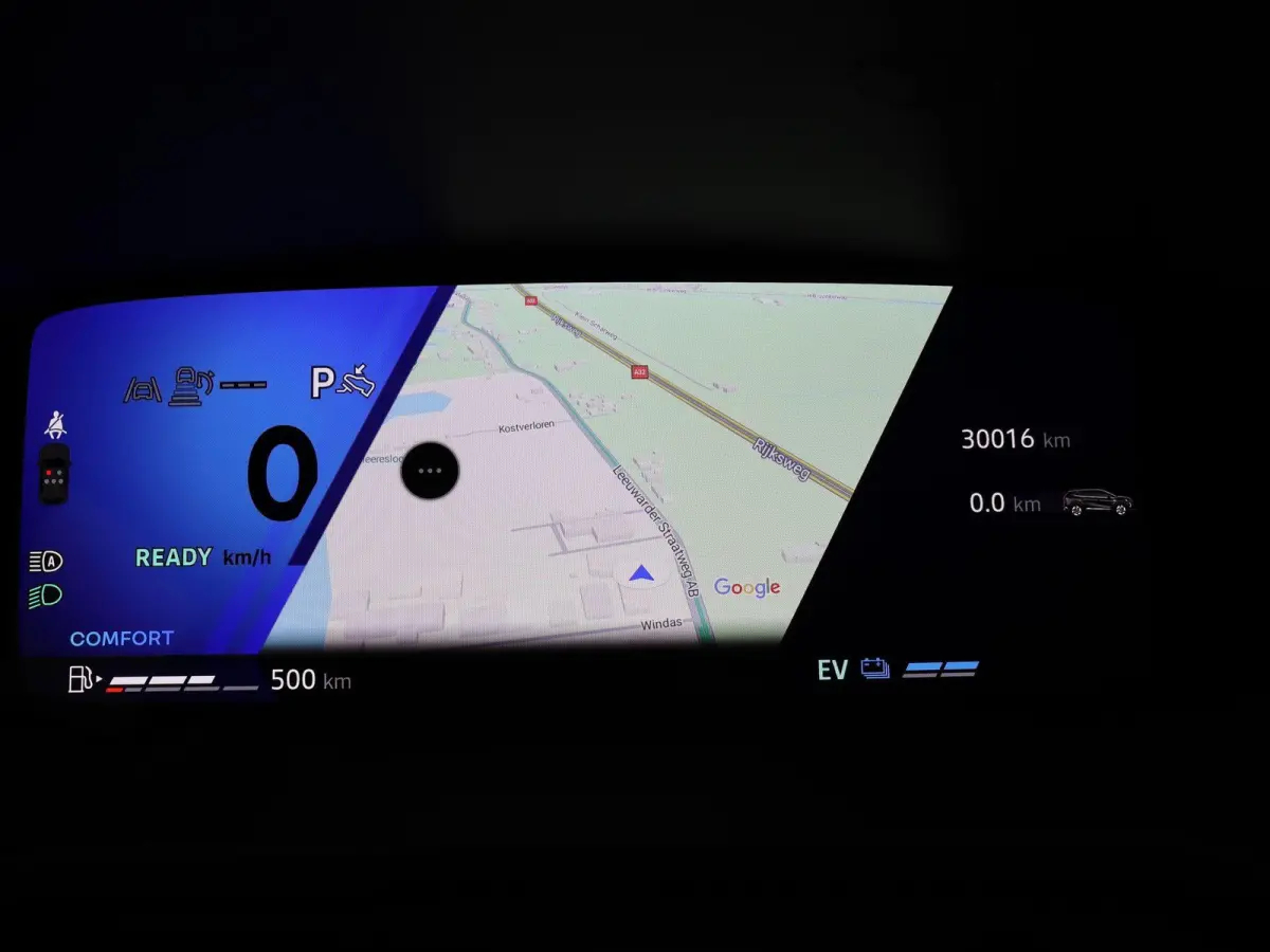 1.6 E-Tech full hybrid 145 esprit Alpine | LED | Achteruitrijcamera | Verwarmd stuurwiel | Keyless | Adaptive cruise.