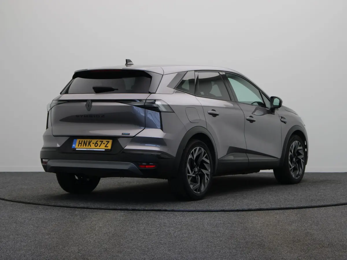 1.6 E-Tech full hybrid 145 esprit Alpine | LED | Achteruitrijcamera | Verwarmd stuurwiel | Keyless | Adaptive cruise.