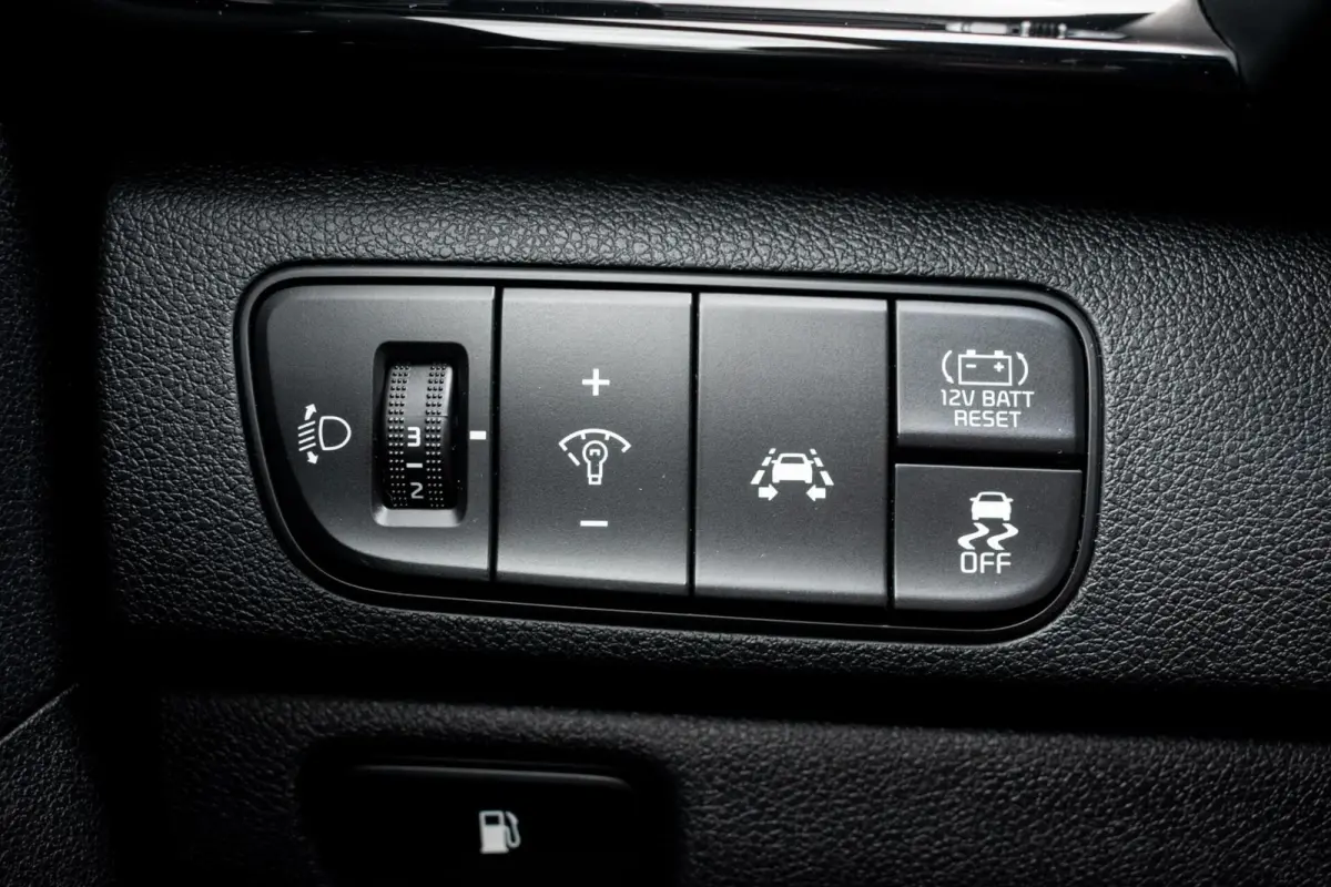 1.6 GDi Hybrid BusinessLine|1e EIGENAAR|STOEL-STUUR VERWARMD|KEYLESS ENTRY & START|ADAPT. CRUISE|CAMERA|CLIMATE