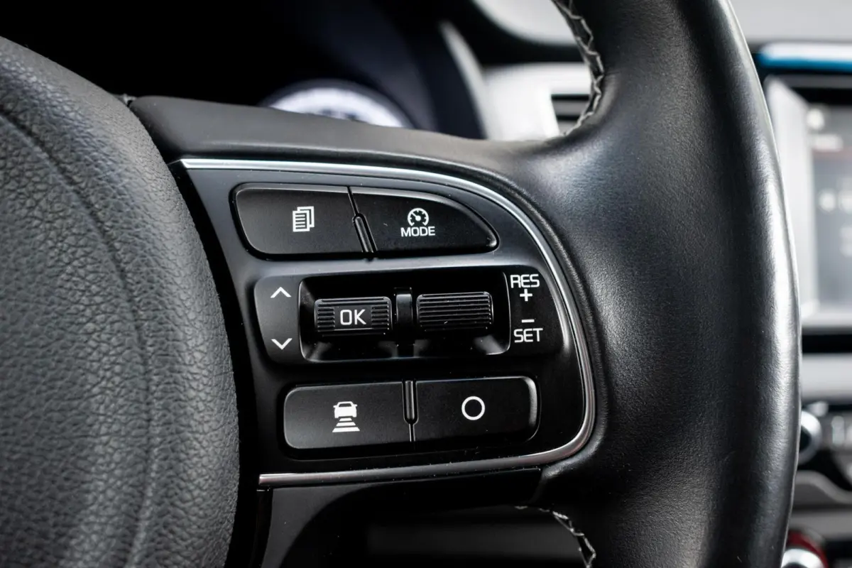 1.6 GDi Hybrid BusinessLine|1e EIGENAAR|STOEL-STUUR VERWARMD|KEYLESS ENTRY & START|ADAPT. CRUISE|CAMERA|CLIMATE