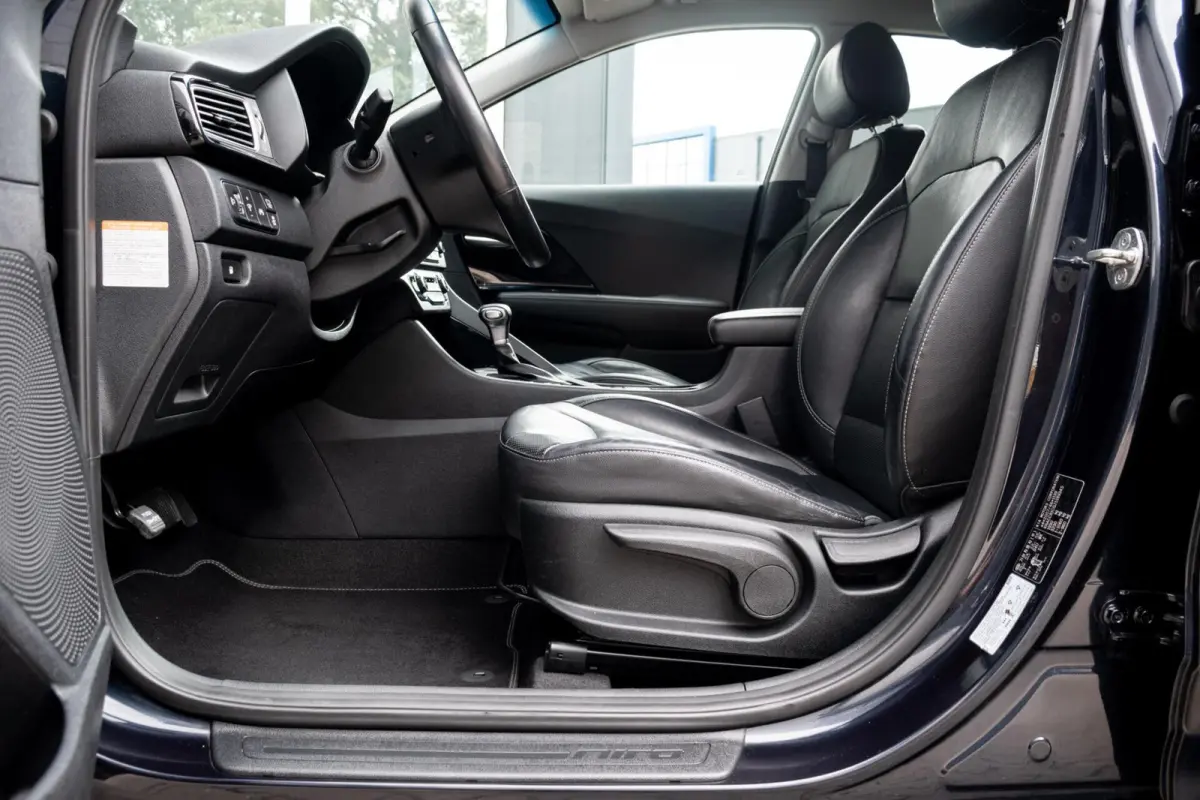 1.6 GDi Hybrid BusinessLine|1e EIGENAAR|STOEL-STUUR VERWARMD|KEYLESS ENTRY & START|ADAPT. CRUISE|CAMERA|CLIMATE