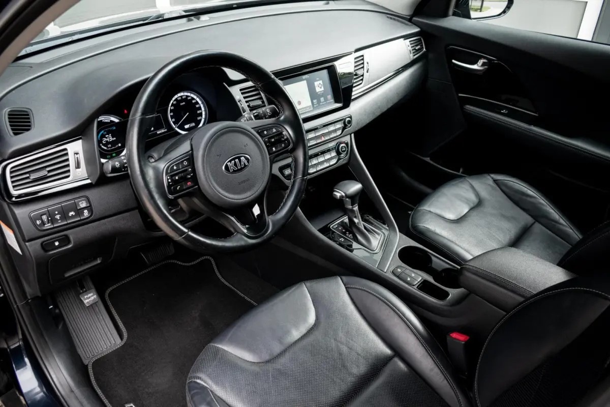 1.6 GDi Hybrid BusinessLine|1e EIGENAAR|STOEL-STUUR VERWARMD|KEYLESS ENTRY & START|ADAPT. CRUISE|CAMERA|CLIMATE