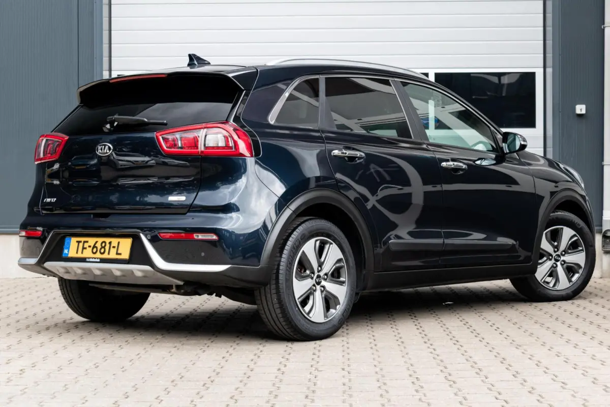 1.6 GDi Hybrid BusinessLine|1e EIGENAAR|STOEL-STUUR VERWARMD|KEYLESS ENTRY & START|ADAPT. CRUISE|CAMERA|CLIMATE