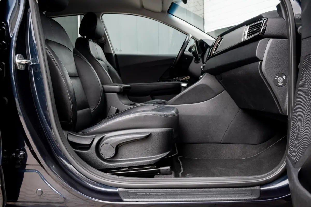 1.6 GDi Hybrid BusinessLine|1e EIGENAAR|STOEL-STUUR VERWARMD|KEYLESS ENTRY & START|ADAPT. CRUISE|CAMERA|CLIMATE