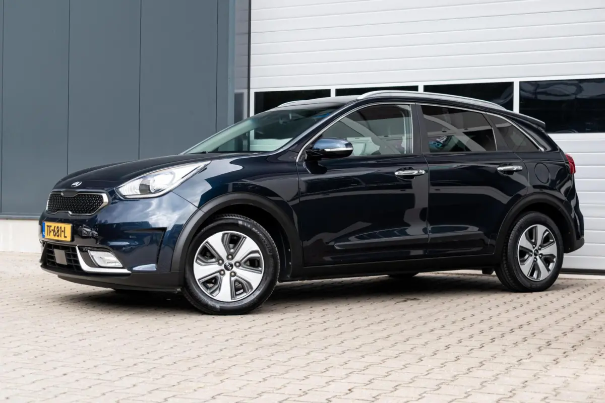 1.6 GDi Hybrid BusinessLine|1e EIGENAAR|STOEL-STUUR VERWARMD|KEYLESS ENTRY & START|ADAPT. CRUISE|CAMERA|CLIMATE