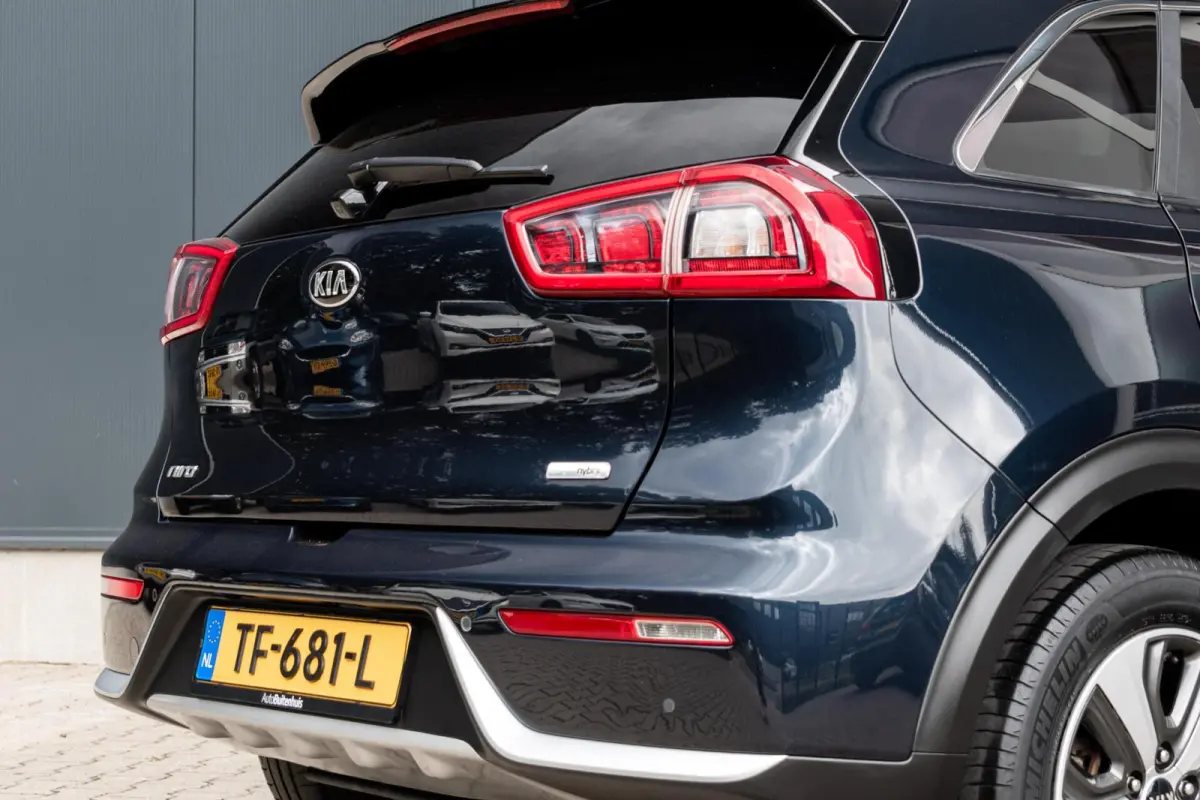 1.6 GDi Hybrid BusinessLine|1e EIGENAAR|STOEL-STUUR VERWARMD|KEYLESS ENTRY & START|ADAPT. CRUISE|CAMERA|CLIMATE