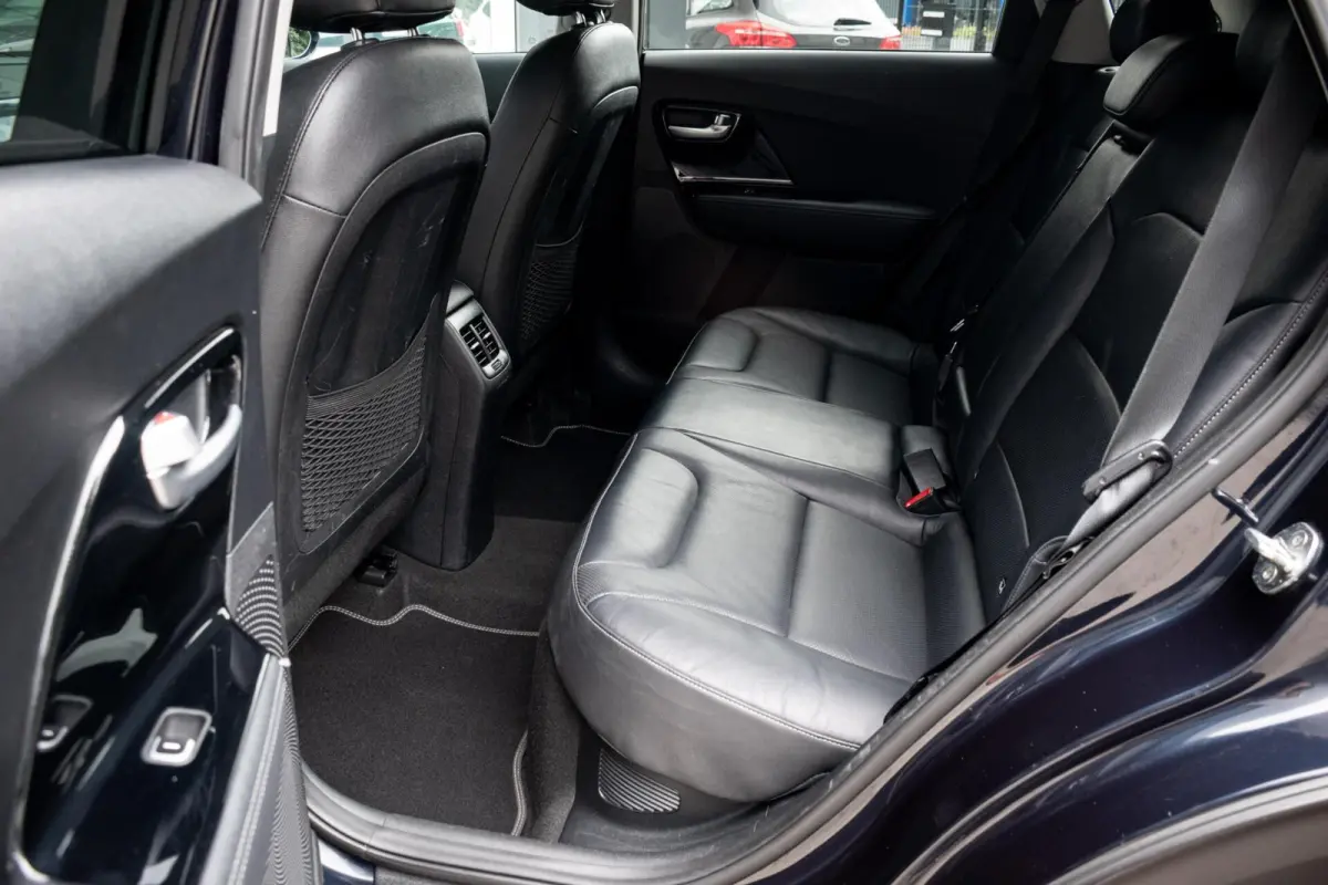 1.6 GDi Hybrid BusinessLine|1e EIGENAAR|STOEL-STUUR VERWARMD|KEYLESS ENTRY & START|ADAPT. CRUISE|CAMERA|CLIMATE