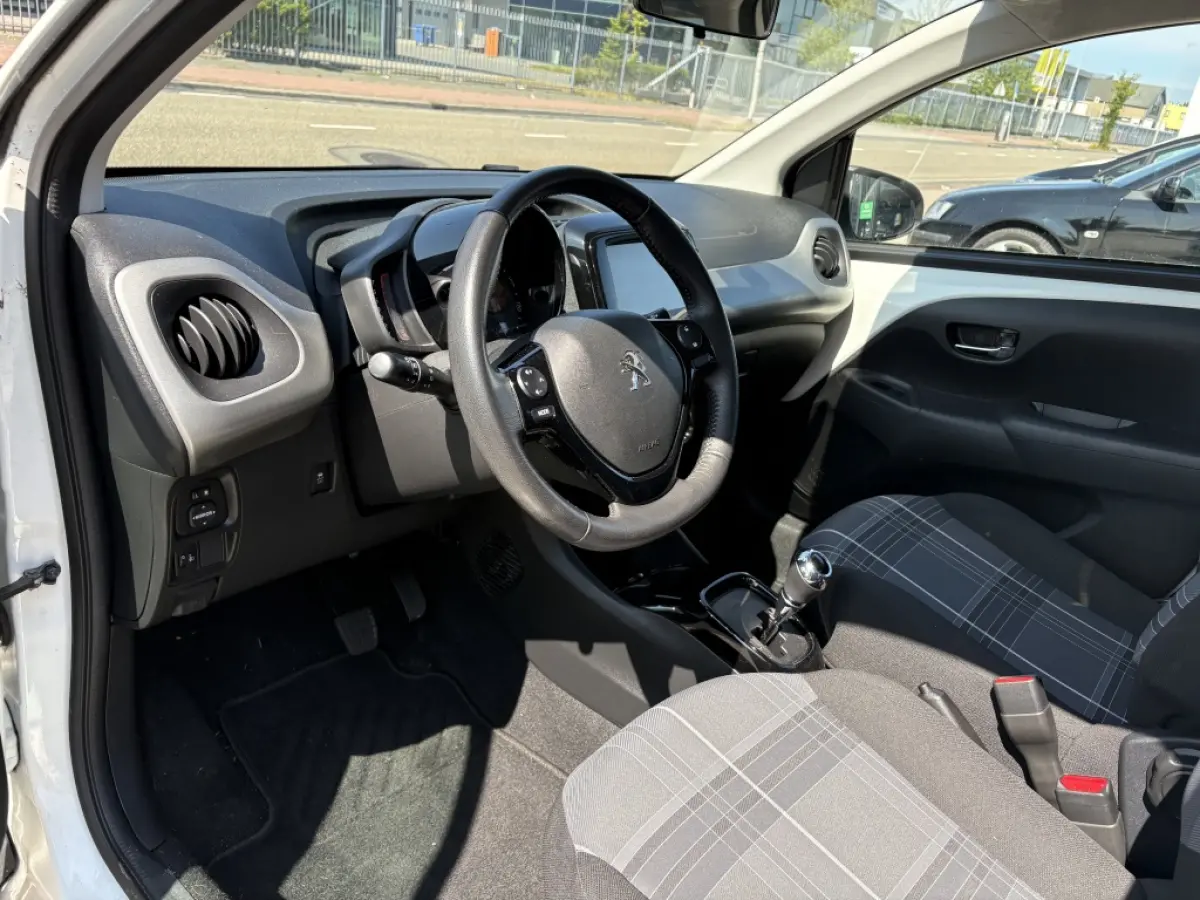 1.0 VTi Allure | Automaat