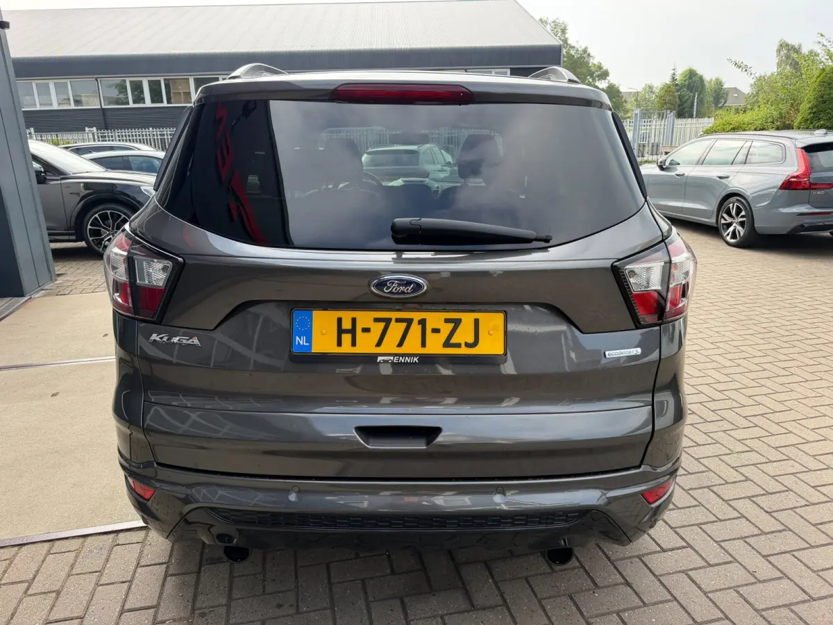 1.5 EcoBoost Titanium/ ACC / DAB / Keyless / Trekhaak / Zeer kompleet !.