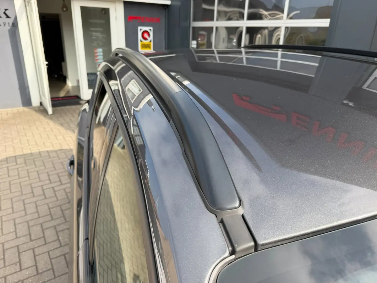 1.5 EcoBoost Titanium/ ACC / DAB / Keyless / Trekhaak / Zeer kompleet !.