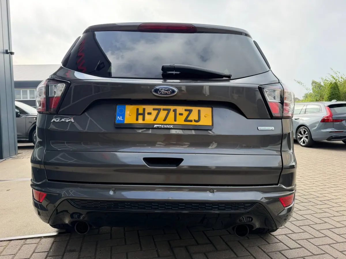 1.5 EcoBoost Titanium/ ACC / DAB / Keyless / Trekhaak / Zeer kompleet !.