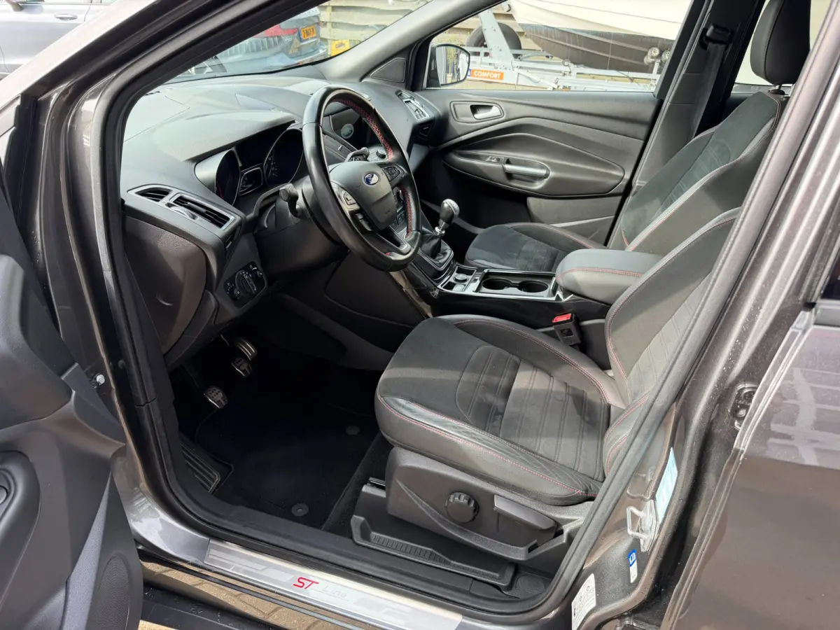 1.5 EcoBoost Titanium/ ACC / DAB / Keyless / Trekhaak / Zeer kompleet !.