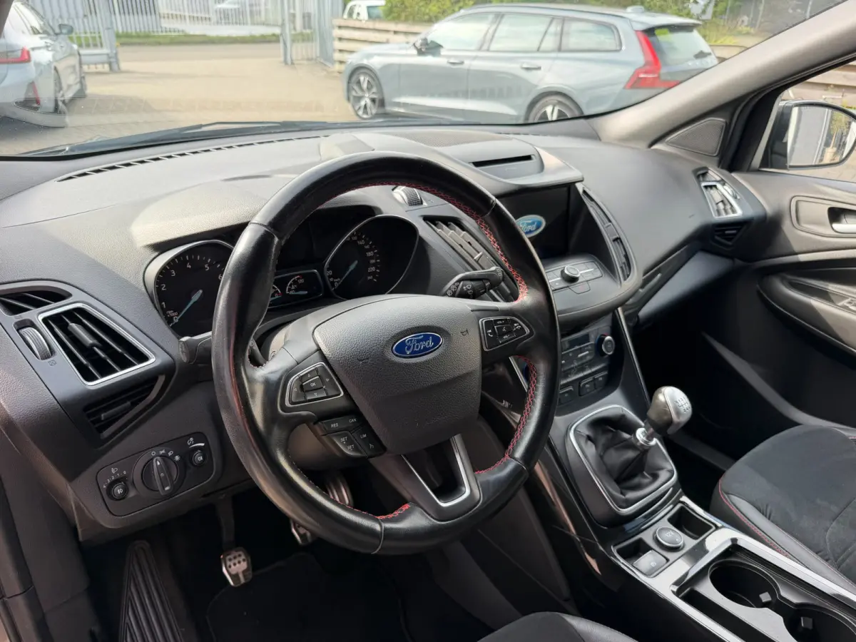 1.5 EcoBoost Titanium/ ACC / DAB / Keyless / Trekhaak / Zeer kompleet !.
