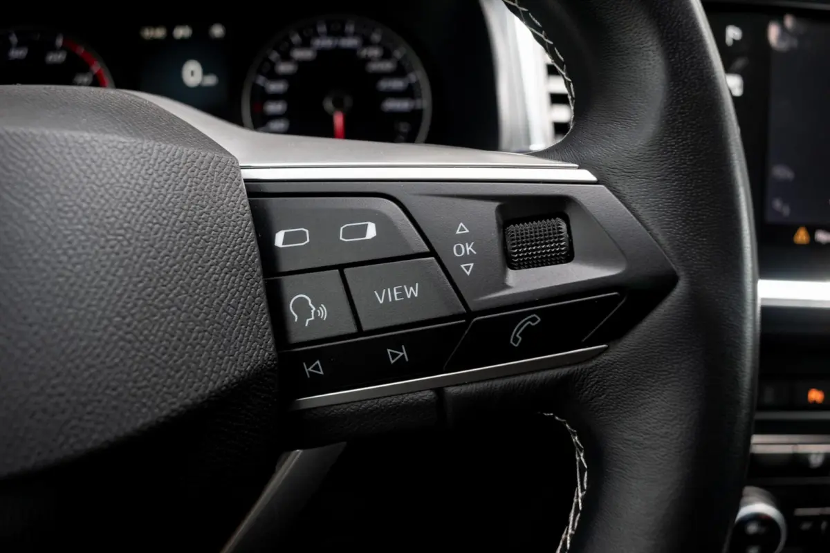 1.0 TSI Style Business Intense|1e EIGENAAR|TREKHAAK|KEYLESS|CAMERA|CARPLAY|CLIMATE