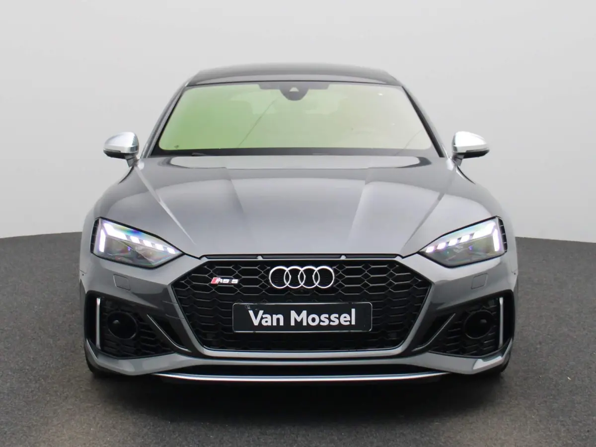 2.9 TFSI quattro 450 PK | RS-sportuitlaatsysteem | RS-dynamiekpakket | RS-sportonderstel plus DRC | 360 Camera | Panoramadak | Adaptive Cruise Control | Stoelverwarming | Virtual Cockpit | L