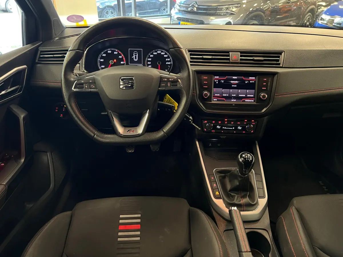 1.0 TSI FR Business Intense / stoelverw / trekh. /