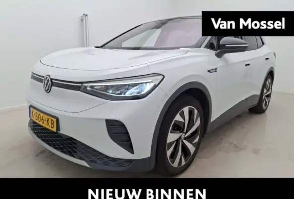 First 77 kWh 204 PK| Origineel Nederlands | Navigatie | Achteruitrijcamera | Parkeersensoren | Stoelverwarming | Stuurwielverwarming | Climatronic