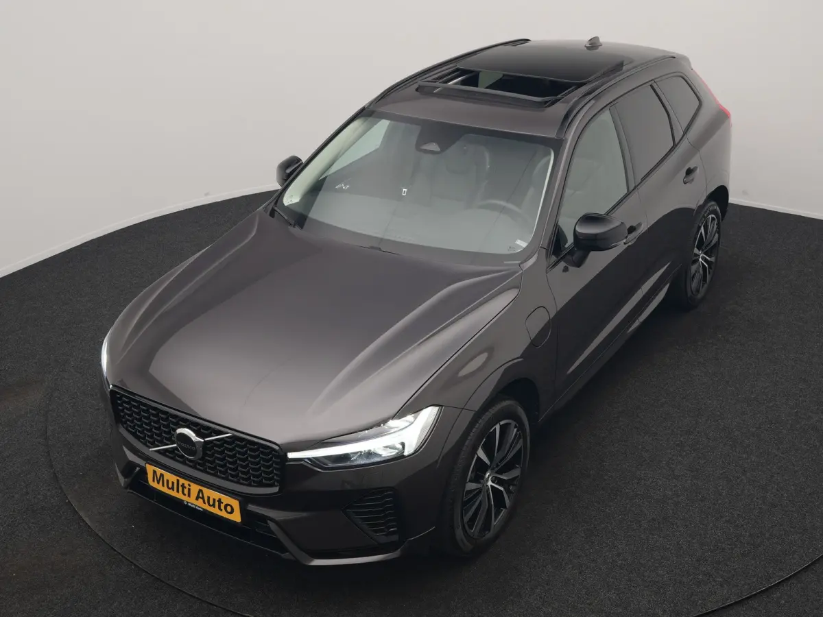 T6 PHEV AWD R-Design 350pk Dealer O.H | Trekhaak Af Fabriek | Panodak | Adaptive Cruise | Harman / Kardon | Camera | Lederen Sportstoelen Memory & Verwarmd | Keyless | Apple Carplay | Pilot 