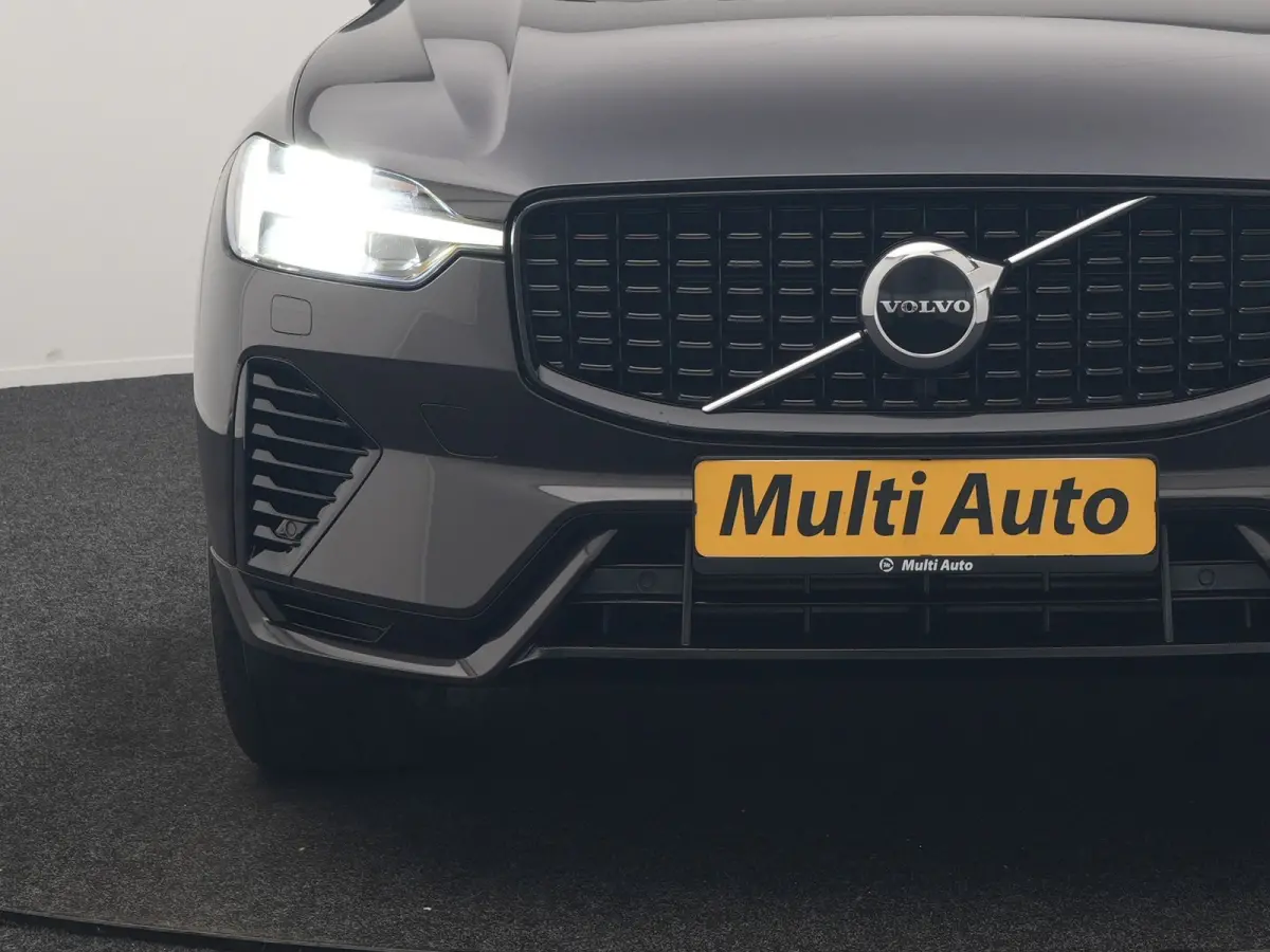 T6 PHEV AWD R-Design 350pk Dealer O.H | Trekhaak Af Fabriek | Panodak | Adaptive Cruise | Harman / Kardon | Camera | Lederen Sportstoelen Memory & Verwarmd | Keyless | Apple Carplay | Pilot 