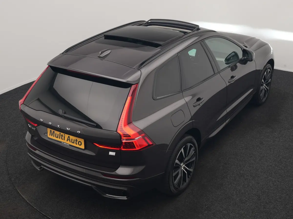 T6 PHEV AWD R-Design 350pk Dealer O.H | Trekhaak Af Fabriek | Panodak | Adaptive Cruise | Harman / Kardon | Camera | Lederen Sportstoelen Memory & Verwarmd | Keyless | Apple Carplay | Pilot 