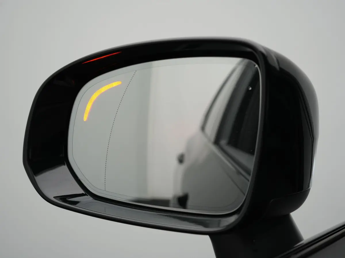 T6 PHEV AWD R-Design 350pk Dealer O.H | Trekhaak Af Fabriek | Panodak | Adaptive Cruise | Harman / Kardon | Camera | Lederen Sportstoelen Memory & Verwarmd | Keyless | Apple Carplay | Pilot 