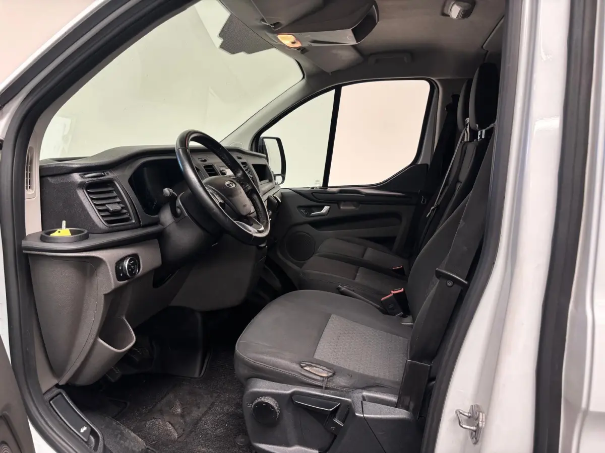 300 2.0 TDCI L2H1 Trend MHEV Dubbele Cabine Airco Cruise Control