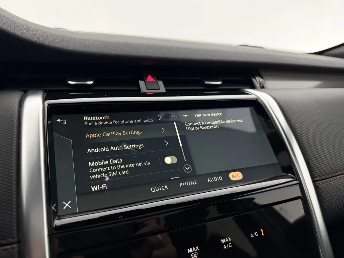 1.5 P300e 4X4 R-Dynamic S Black Edition | Pano | Virtual | Camera | Carplay | Cruise | Keyless